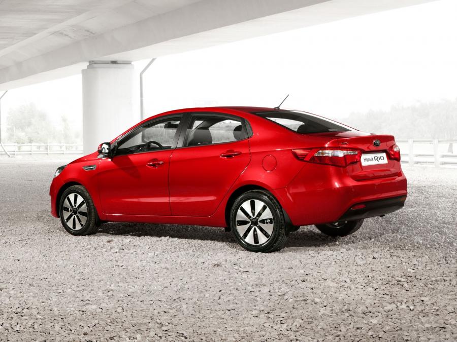  Kia Rio Sedan 2011 года  (CIS) (фото 18 из 30)